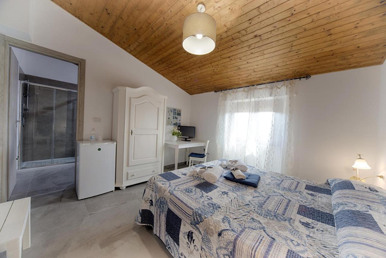 Отель Casa Lucia Ольбия Экстерьер фото