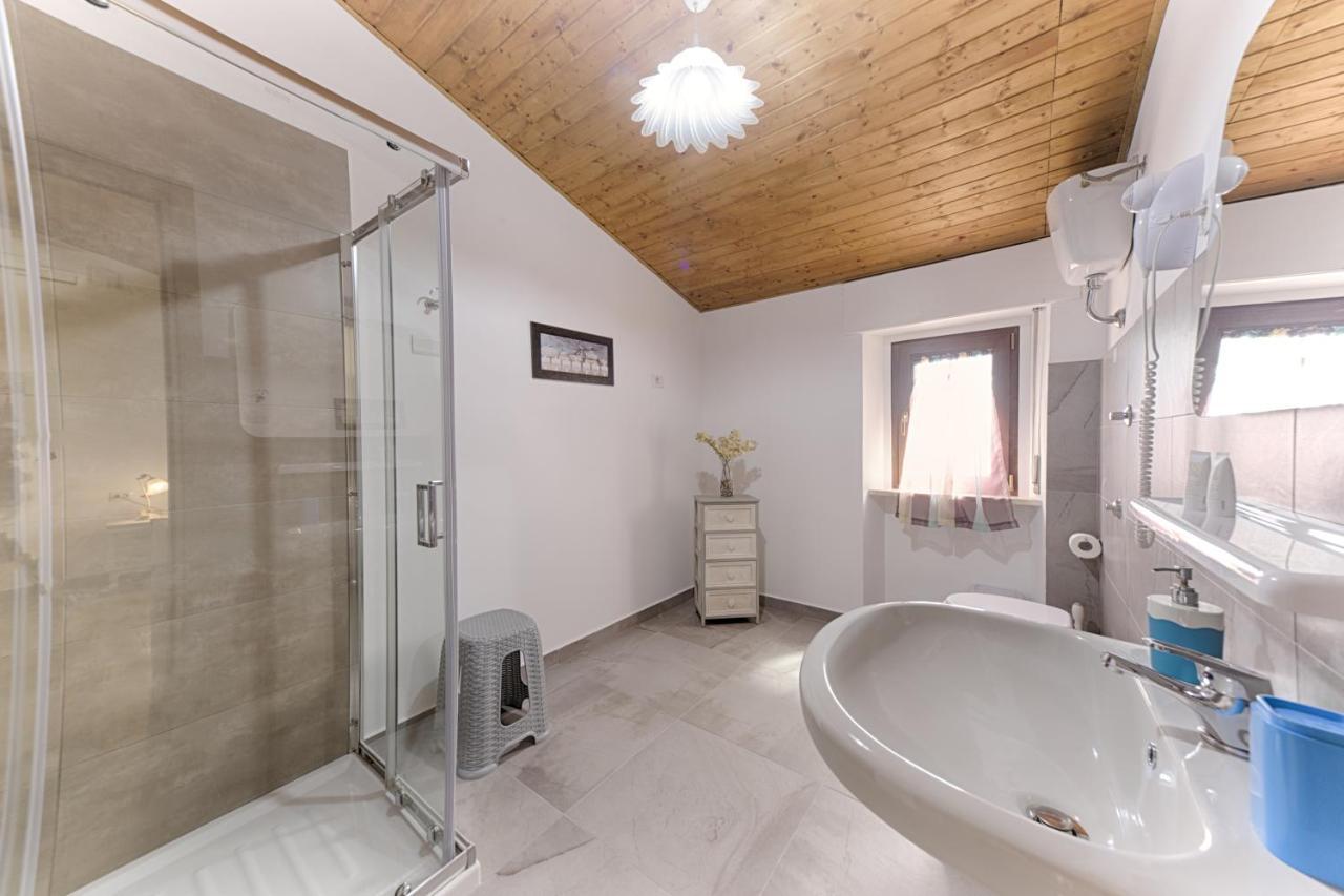 Отель Casa Lucia Ольбия Экстерьер фото