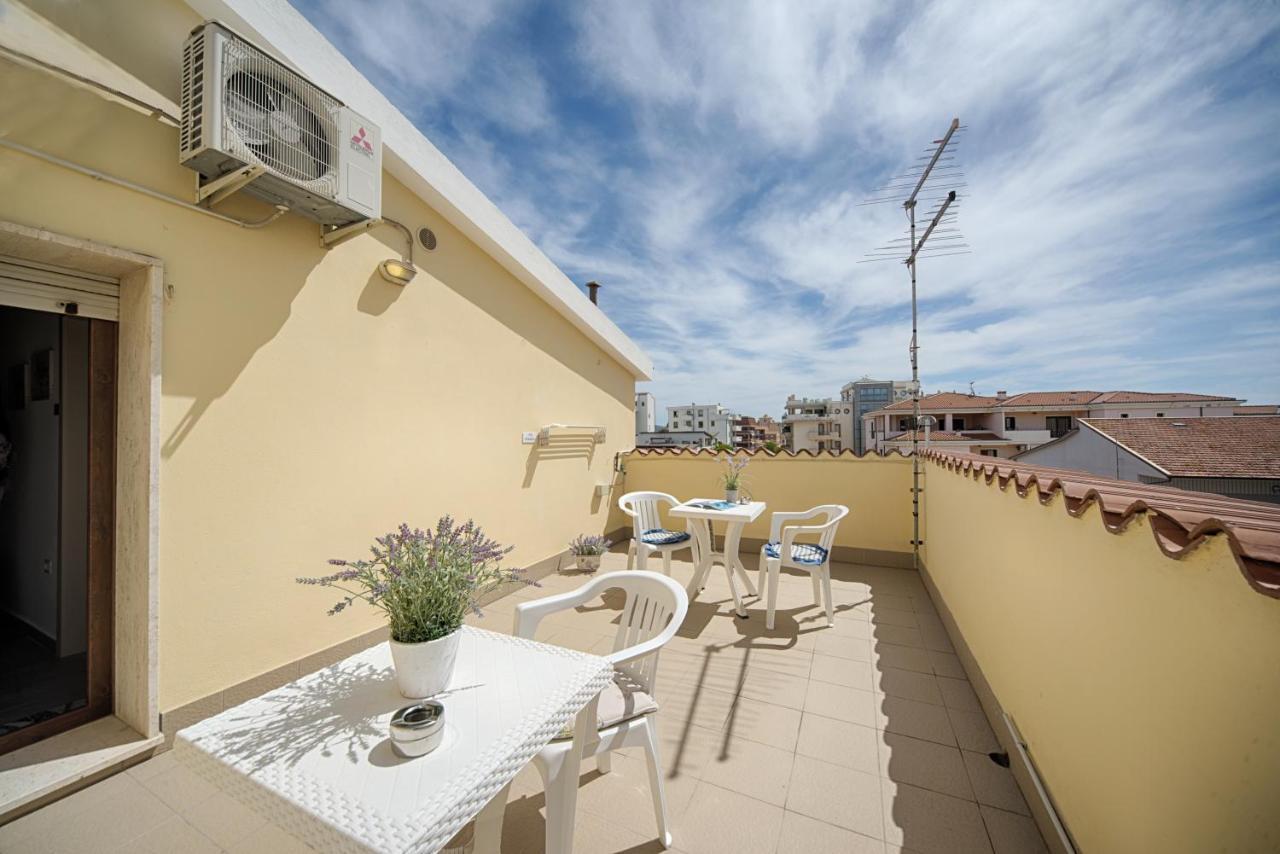 Отель Casa Lucia Ольбия Экстерьер фото